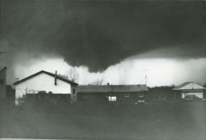 Xenia tornado cloud 1974